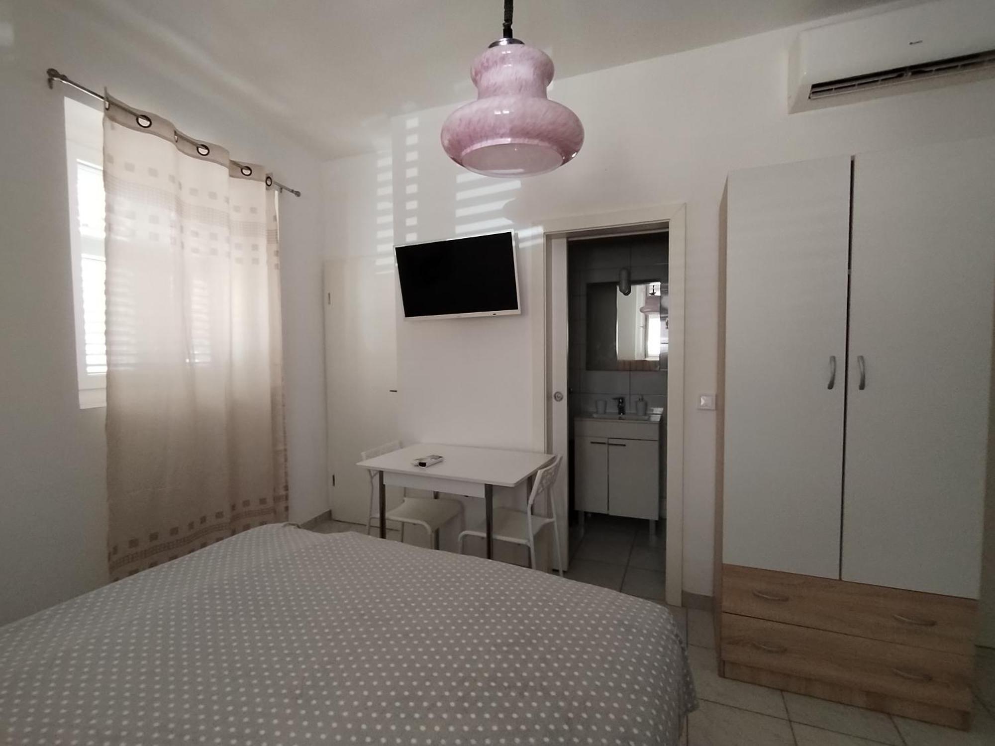 Studio Apartments Ana & Mia Βις Εξωτερικό φωτογραφία